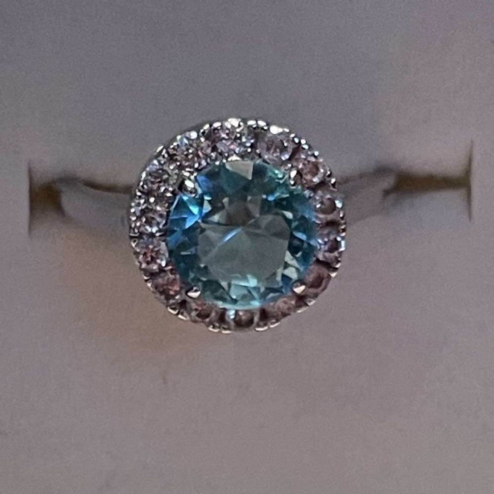 Elegant Silver and Blue Gemstone Ring
